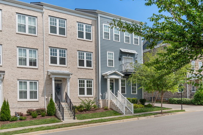 160 Burkitt Commons Ave