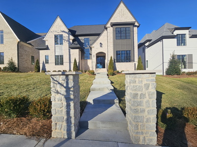2958 Del Rio Pike