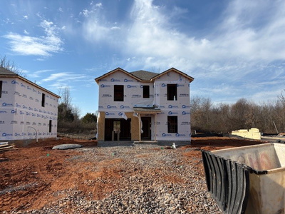 Exterior view of 400 Cloudland Drive in Portland, TN