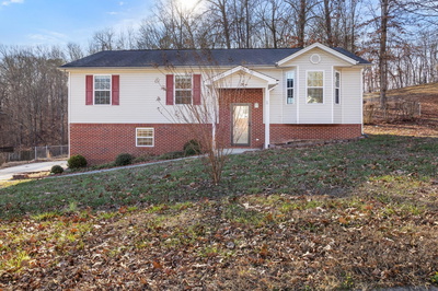 Exterior view of 1220 Pendall Lane in Soddy Daisy, TN