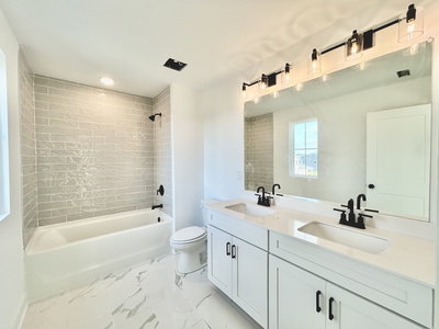 Exterior view of 525 Canal Circle in Nashville, TN