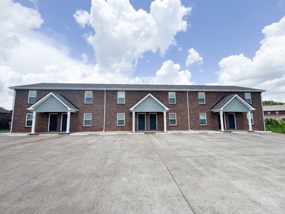 1048 W Creek Coyote Trl