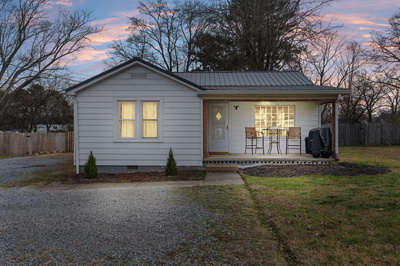 910 Georgetown Road, NW