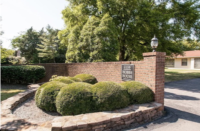 2116 Hobbs Rd