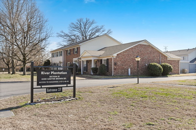 8300 Sawyer Brown Rd