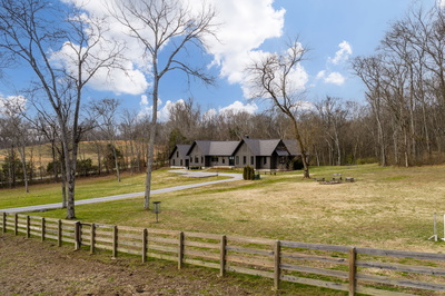 934 Hickory Hills Dr