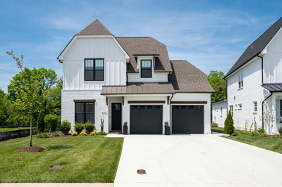 Exterior view of 5754 Willoughby Way in Murfreesboro, TN