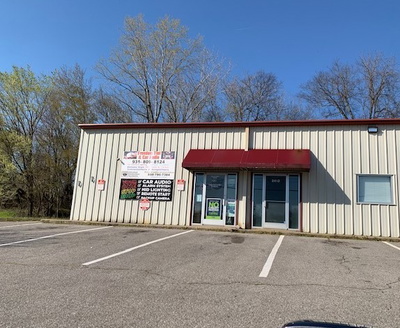 241 W Dunbar Cave Rd