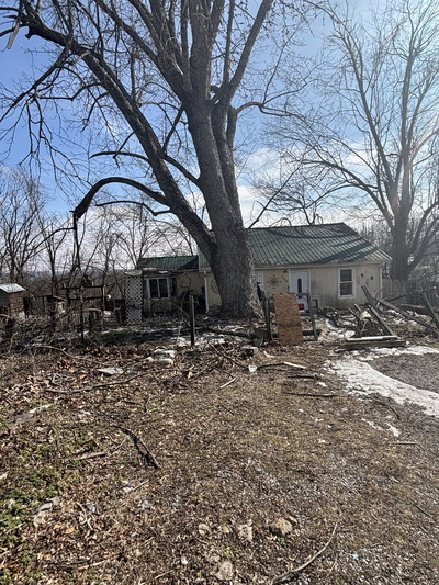 986 Weeping Willow Rd