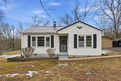 3011 Green Hill Dr