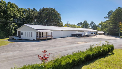 1050 Whisperwood Trail, NE