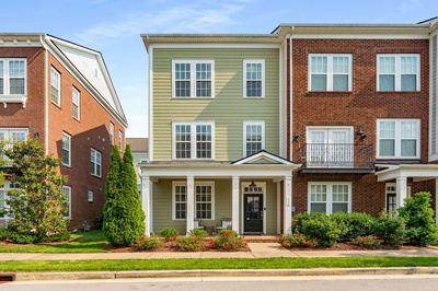 104 Burkitt Commons Ave