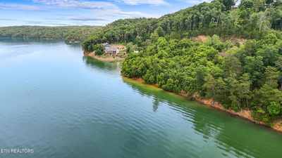 Exterior view of 64 Stone Bridge Drive in Dandridge, TN