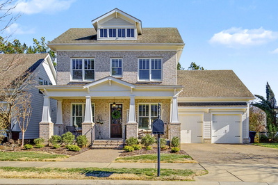 3015 Blossom Trail Ln