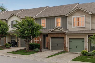 1130 Woodbury Falls Ct