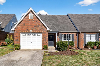 Exterior view of 1709 Thomas Ct in Murfreesboro, TN