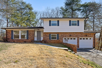 Exterior view of 4508 Cloverdale Loop in Hixson, TN