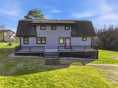 Exterior view of 1365 Campbell Rd in Goodlettsville, TN
