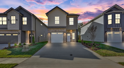 548 Charleston Cove Way