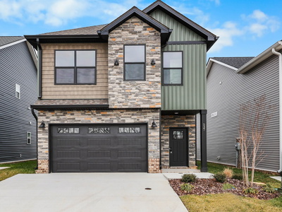 537 Charleston Cove Way