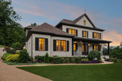 645 Legends Crest Dr