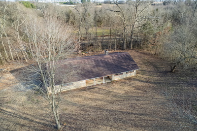 301 Sanford Ln