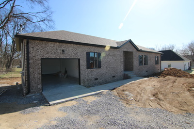 101 N Statesville Ave