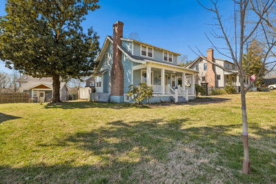 1302 Riverside Rd
