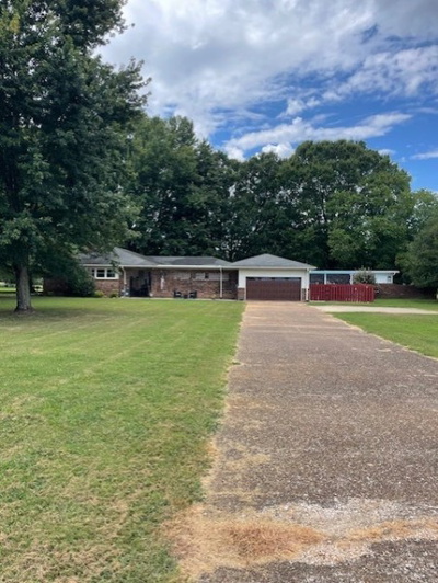 111 Grandview Dr