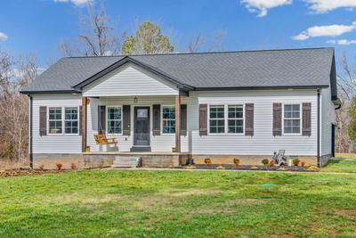 Exterior view of 1698 Montgomery Church Rd in Cadiz, KY