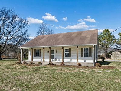 Exterior view of 744 Happy Valley Rd in Bell Buckle, TN