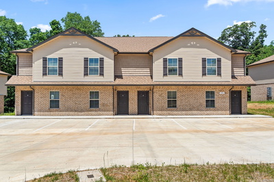 Exterior view of 276 Smithson Ln in Clarksville, TN