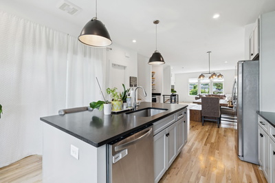 231 Sterling Point Cir