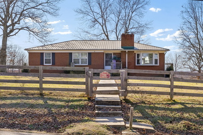155 W Piney Rd