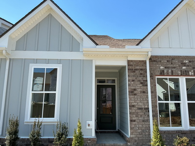 409 W Stonehaus Crossing