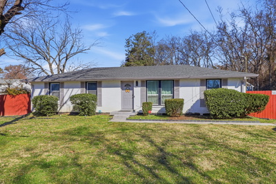 886 Reeves Rd