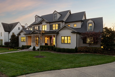 1542 Amesbury Ln