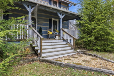 2924 Western Hills Dr