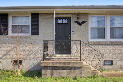 492 Sunliner Dr
