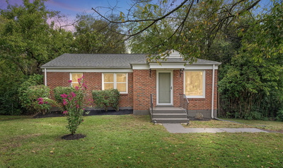 2822 Saint Edwards Dr