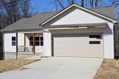 8634 Holmes Creek Road