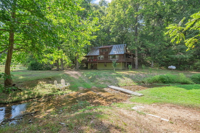 1155 Russell Creek Rd