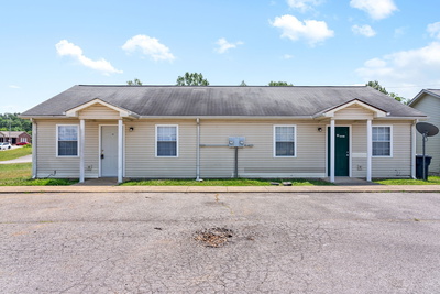 1375 Thompsonville Lane
