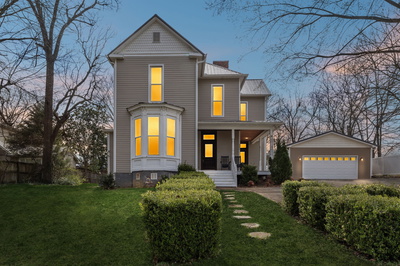 Exterior view of 504 5th Ave, W in Springfield, TN