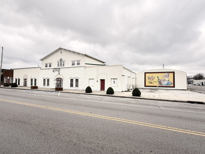 225 NW Atlantic St