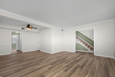 1002 E Northfield Blvd, E