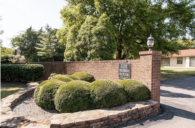 2116 Hobbs Rd