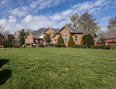 Exterior view of 5010 Stonewood Dr in Smyrna, TN