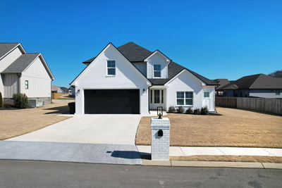 157 White Tail Lane, NW