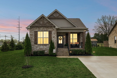 Exterior view of 126 Julia Ann Ct in Springfield, TN